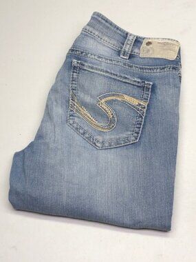 SILVER SUKI MID CAPRI JEANS 33x24 ⭐️